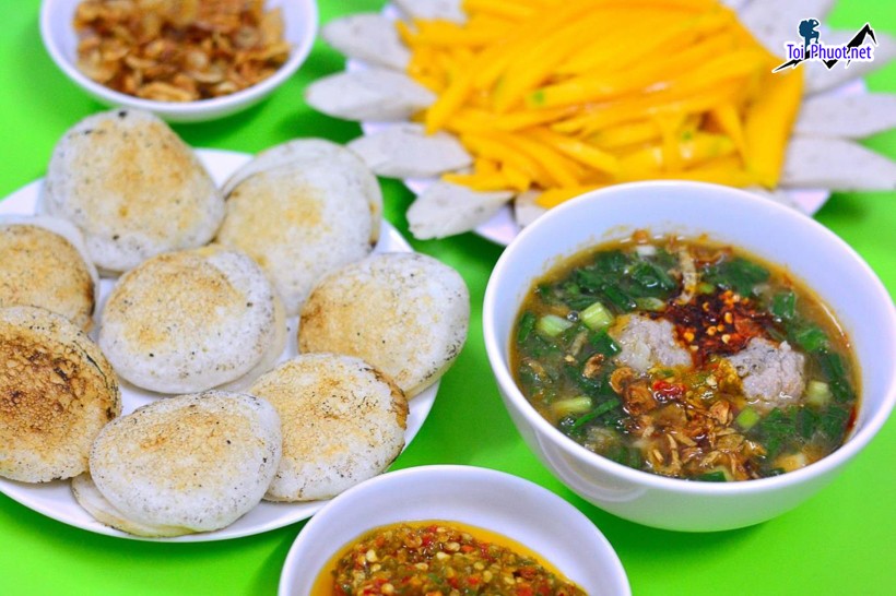 Bánh căn Đà Lạt Top những quán ngon nhất tại thành phố sương mù (1)