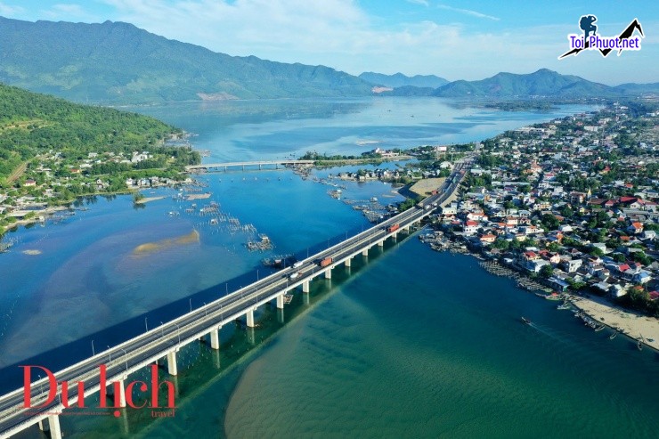 Cùng chiêm ngưỡng vẻ đẹp và Ngắm bình minh biển Lăng Cô vẻ đẹp say lòng (5)