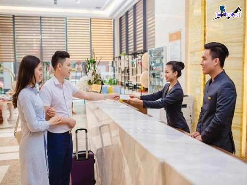 Dịch vụ đưa đón khách đến các địa điểm check in khách tại sân bay (3)