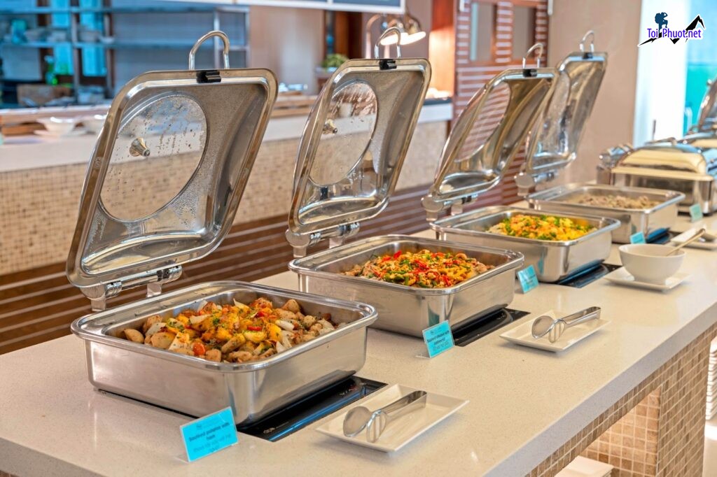 Dịch vụ thưởng thức buffet tại khách sạn À La Carte Danang Beach (3)