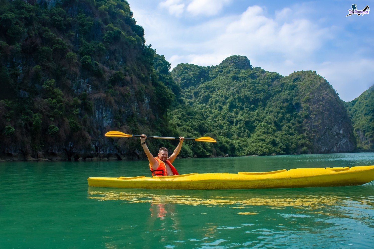 Dịch vụ tour chèo thuyền kayak và 7 địa điểm chèo thuyền Kayak ở Việt Nam (5)