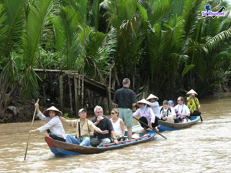 Dịch vụ tour miền Tây sông nước chất lượng giá rẻ để phục vụ khách du lịch trên toàn quốc (1)