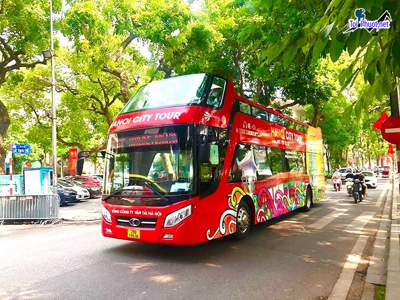 Dịch vụ xe bus tour ngắm cảnh Sài Gòn và kinh nghiệm đi xe bus 2 tầng (2)