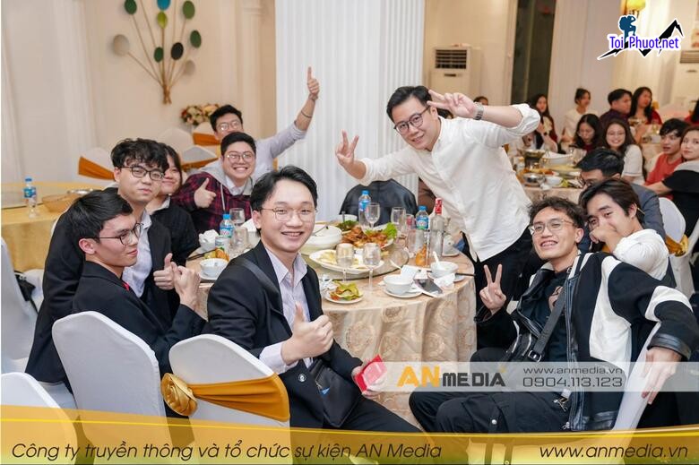 Tiệc Gala Diner là gì Dịch vụ tổ chức gala dinner trọn gói ưu đãi (3)