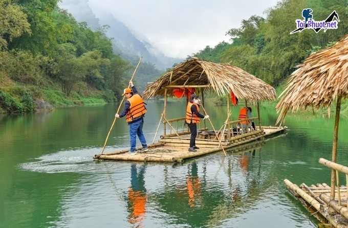 Trải nghiệm Dịch vụ đi bè tre trên sông Thu Bồn cực kì thú vị và đáng nhớ (4)