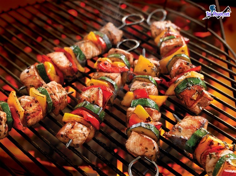 Dịch vụ đang được nhiều người ưa chuộng hiện này với Tiệc nướng ngoài trời BBQ tỉnh Trà Vinh (1)