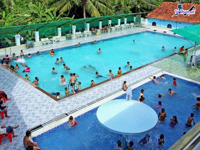 Top 10 Bể bơi công cộng có giá vé rẻ và chất lượng nhất Hà Nội được yêu thích (3)