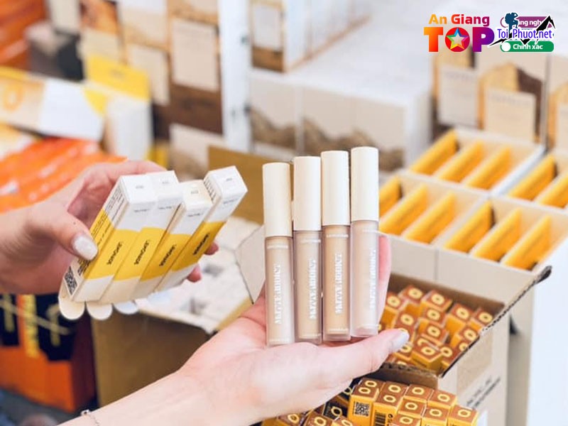 Top 10 Địa chỉ bán son môi đẹp, giá tốt và uy tín nhất An Giang đảm bảo an toàn (2)