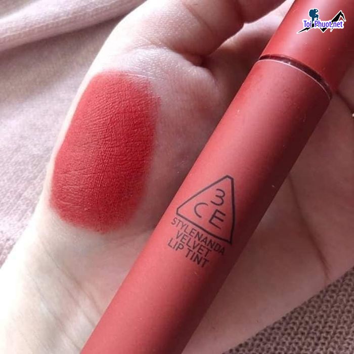 Top 10 Địa chỉ bán son môi đẹp, giá tốt và uy tín nhất Thừa Thiên – Huế màu cực đẹp (3)