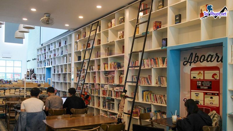 Top 10 Quán cà phê yên tĩnh, thích hợp tự học Quảng Ngãi đầy sức hút (2)