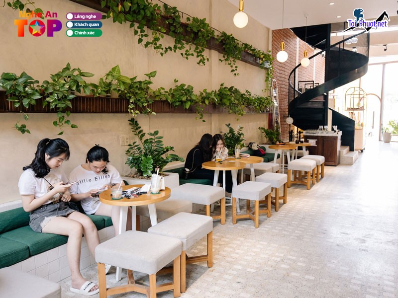Top 10 Quán cafe đẹp nhất Nghệ An có không giang rộng rãi thoáng mát (4)
