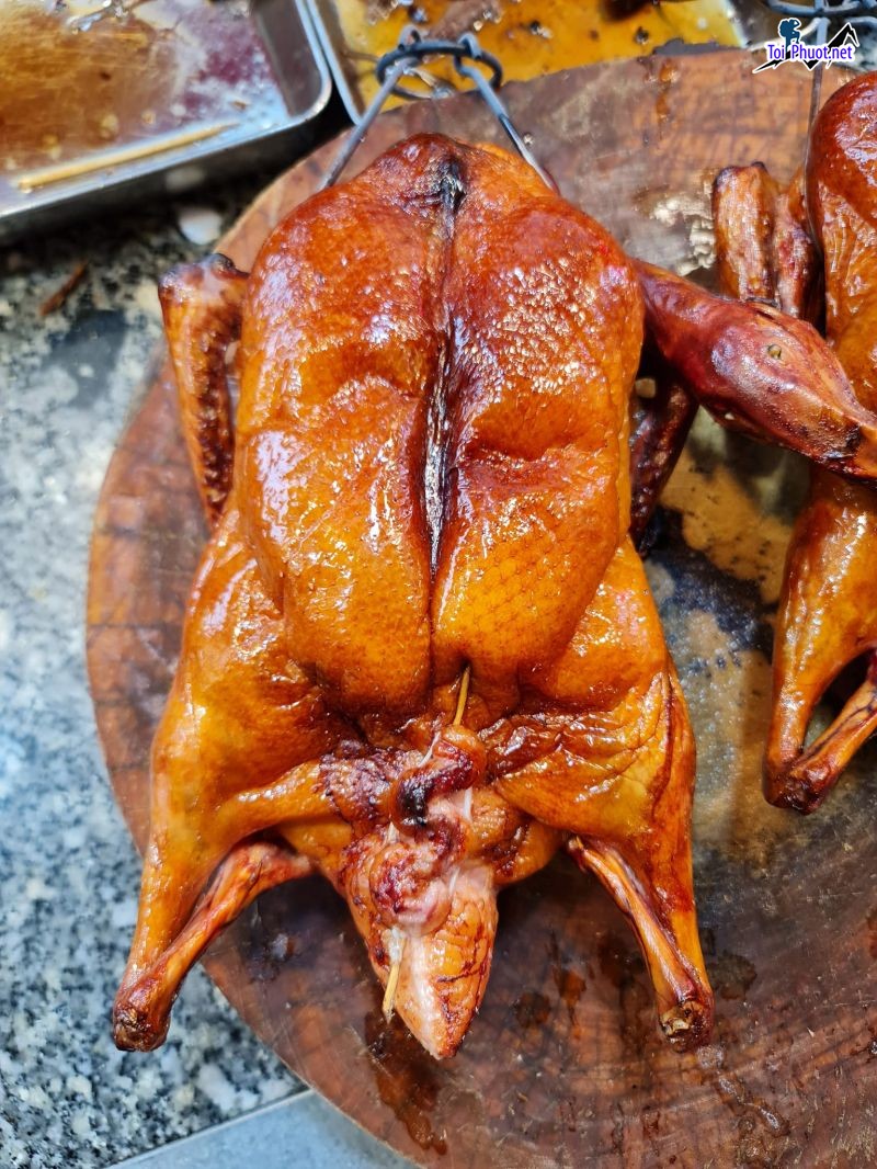 Top 10 Quán vịt quay ngon nhất Ninh Bình không gian rộng rãi, thoáng mát (1)