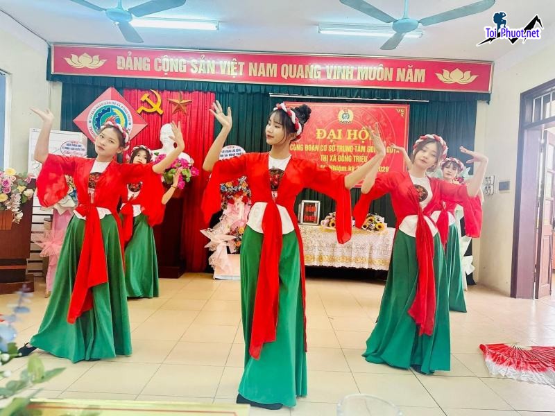 Top 3 Cửa hàng cho thuê trang phục biểu diễn giá rẻ uy tín nhất tại Lào Cai không thể bỏ qua (1)