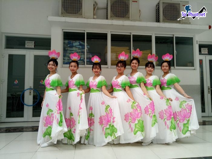 Top 6 Cửa hàng cho thuê trang phục biểu diễn giá rẻ uy tín nhất tại Đồng Nai đầy đủ phụ kiện (1)