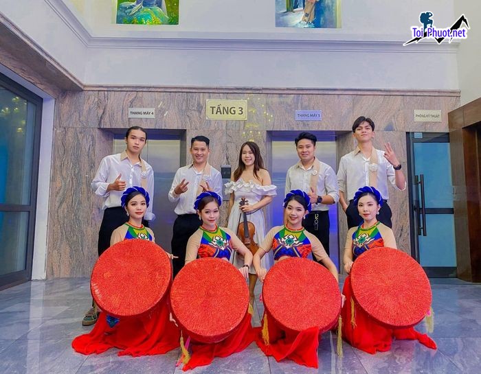 Top 6 Cửa hàng cho thuê trang phục biểu diễn giá rẻ uy tín nhất tại Đồng Nai đầy đủ phụ kiện (3)