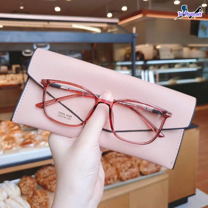 Top 7 Địa chỉ cắt kính cận uy tín, bảo đảm chất lượng, giá tốt tại Thái Nguyên mang tính thời trang (1)