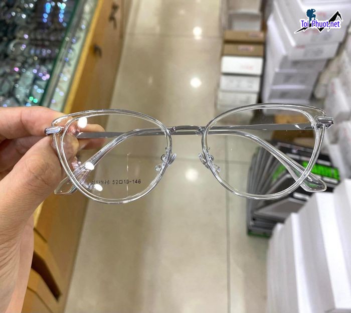 Top 7 Địa chỉ cắt kính cận uy tín, bảo đảm chất lượng, giá tốt tại Thái Nguyên mang tính thời trang (2)