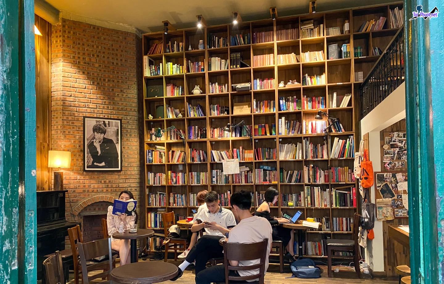 Top 7 Quán Cafe Acoustic lãng mạn nhất Hà Nội bạn nên đến nhất hiện nay (1)