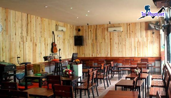 Top 7 Quán Cafe Acoustic lãng mạn nhất Thừa Thiên – Huế bạn nên đến nhất giá rẻ (4)