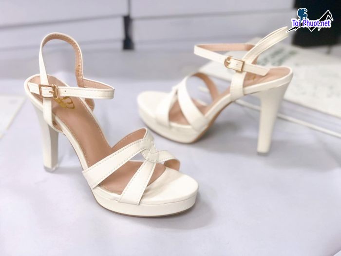 Top 7 Shop giày nữ đẹp được yêu thích nhất Tuyên Quang chất lượng cao (2)