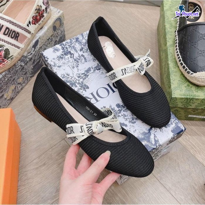 Top 7 Shop giày nữ đẹp được yêu thích nhất Tuyên Quang chất lượng cao (4)