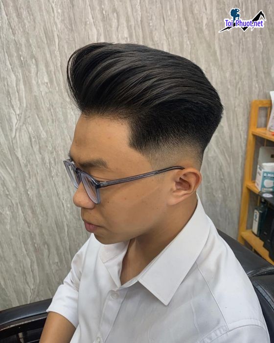 Top 7 Tiệm cắt tóc nam đẹp nhất tại Tuyên Quang không khí thân thiện và thoải mái (3)