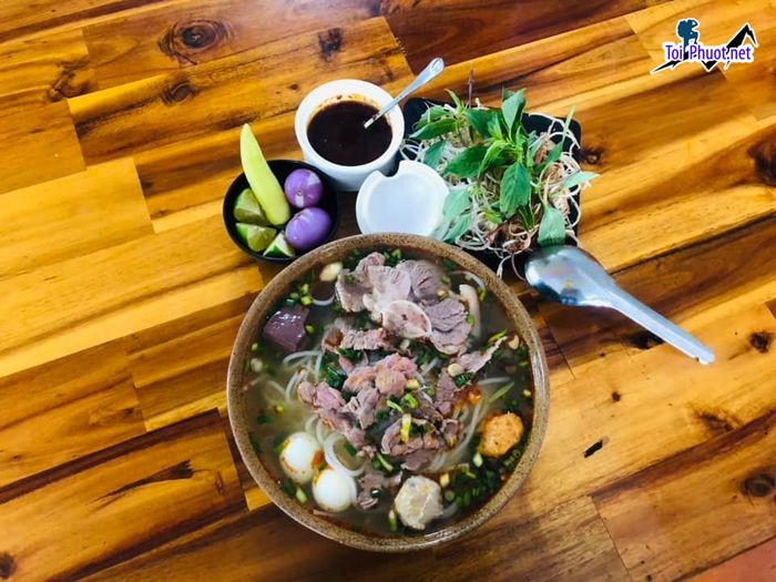 Top 8 Quán bún bò Huế ngon ở Đồng Tháp hương vị đậm đà, đúng chuẩn vị Huế (3)