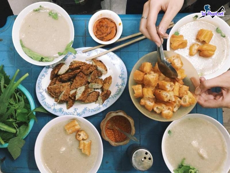 Top 8 Quán cháo ngon nhất Thừa Thiên – Huế nóng hổi, thơm phức, đậm đà (4)