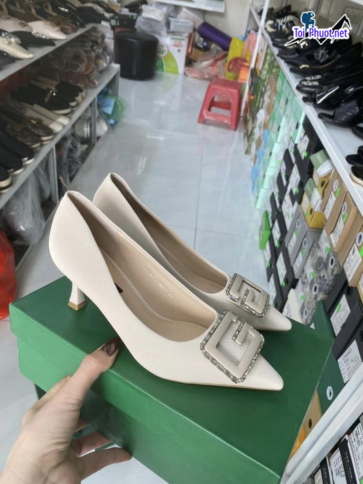 Top 8 Shop giày nữ đẹp được yêu thích nhất Cần Thơ style cực chất (5)