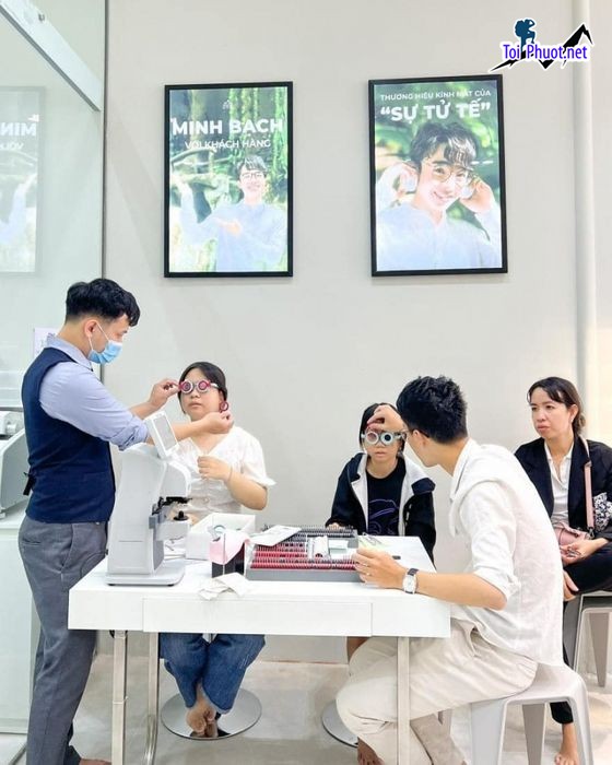 Top 9 Địa chỉ cắt kính cận uy tín, bảo đảm chất lượng, giá tốt tại Đồng Nai Bảo hành 1 đổi 1 (3)