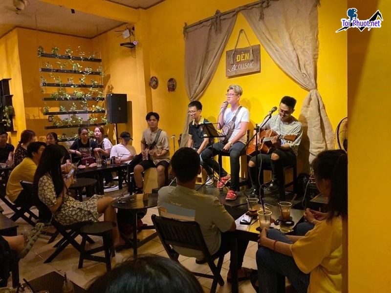 Top 9 Quán Cafe Acoustic lãng mạn nhất Thanh Hóa bạn nên đến nhất thư giãn (4)