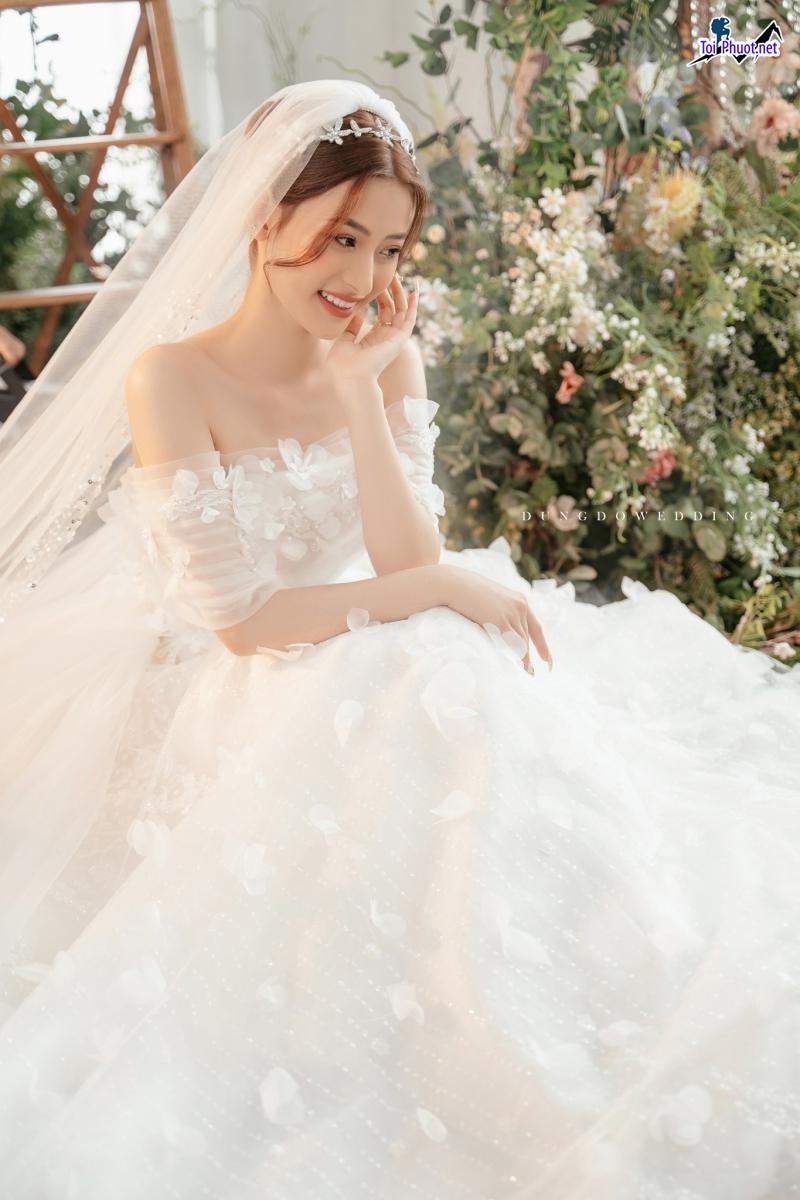 Top 10 Địa chỉ may và cho thuê váy cưới đẹp nhất Đà Nẵng bạn nên tham khảo (1)