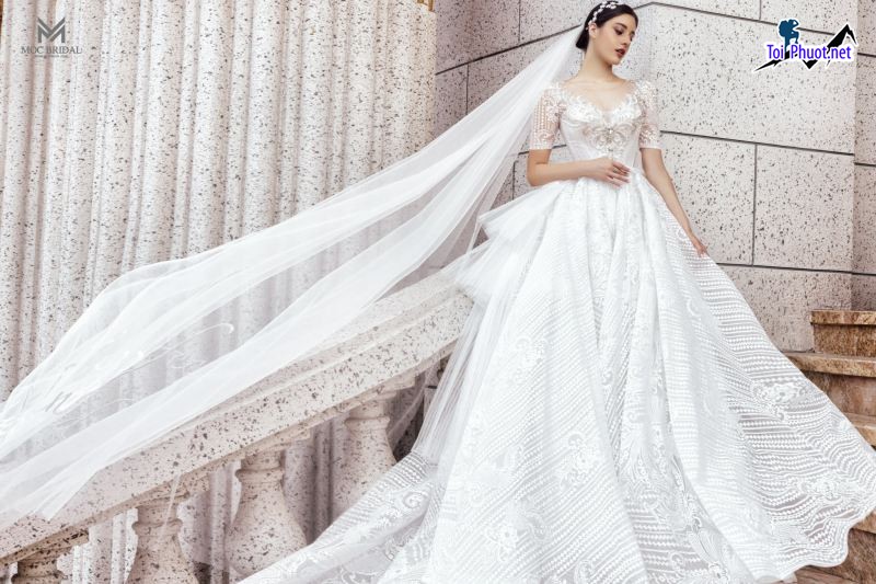Top 5 Địa chỉ may và cho thuê váy cưới đẹp nhất Tuyên Quang thoải mái khi thử và chọn lựa (2)