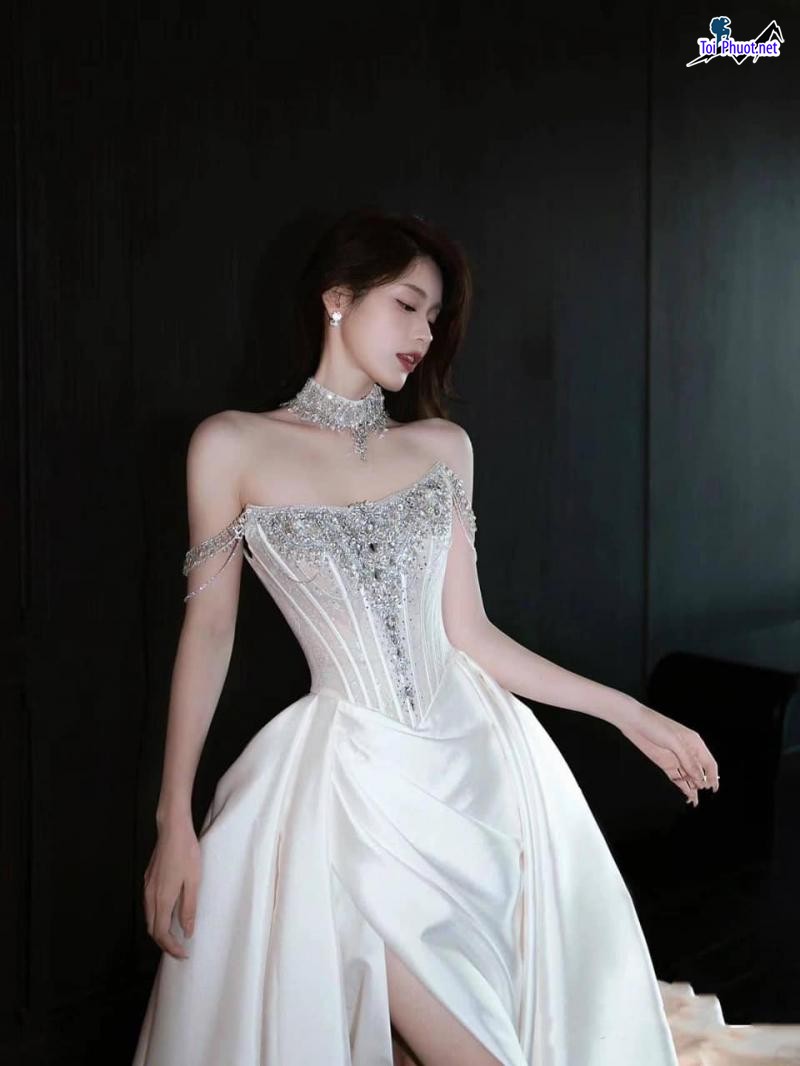 Top 5 Địa chỉ may và cho thuê váy cưới đẹp nhất Tuyên Quang thoải mái khi thử và chọn lựa (4)