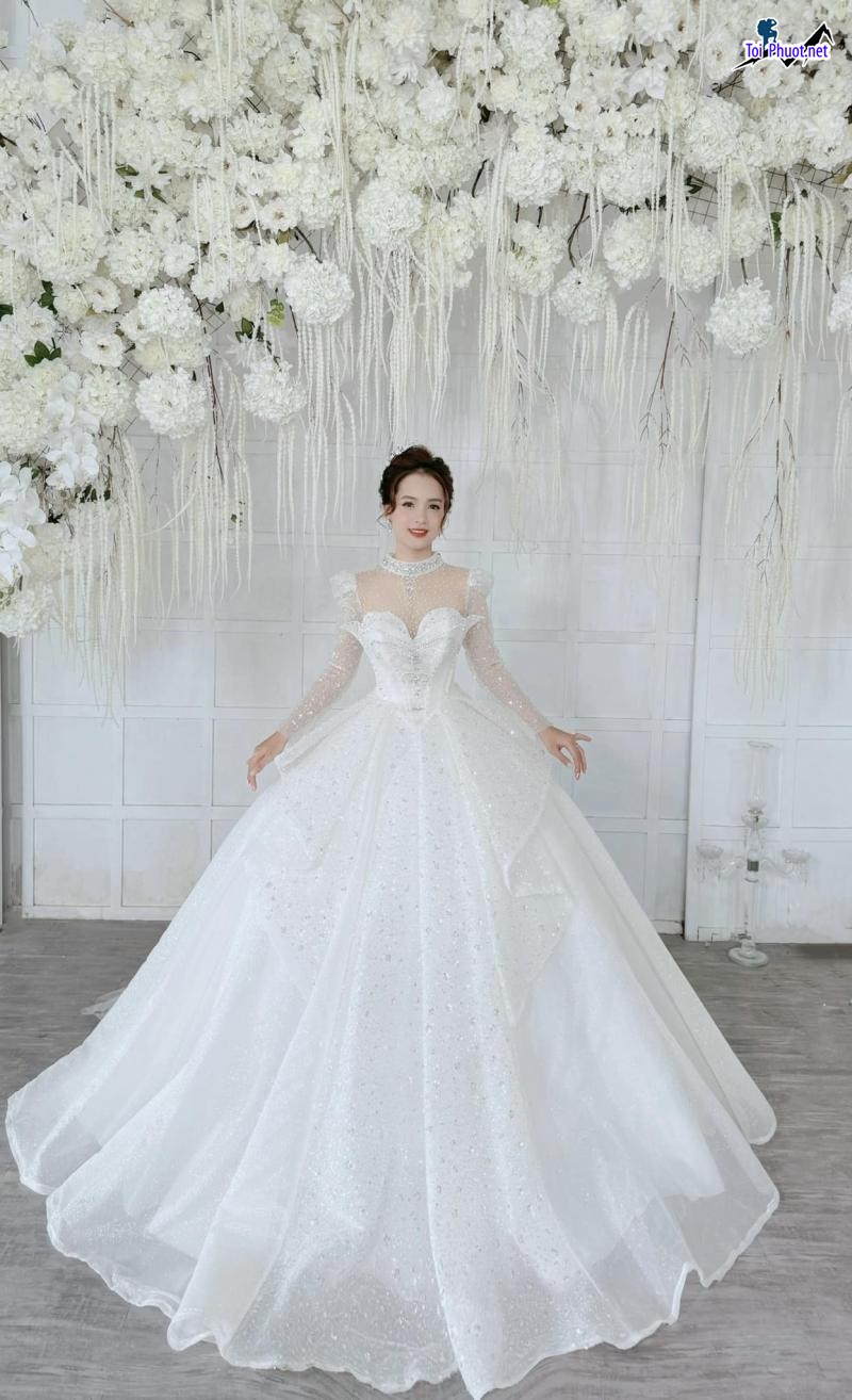 Top 6 Địa chỉ may và cho thuê váy cưới đẹp nhất Lai Châu làm hài lòng cô dâu (1)