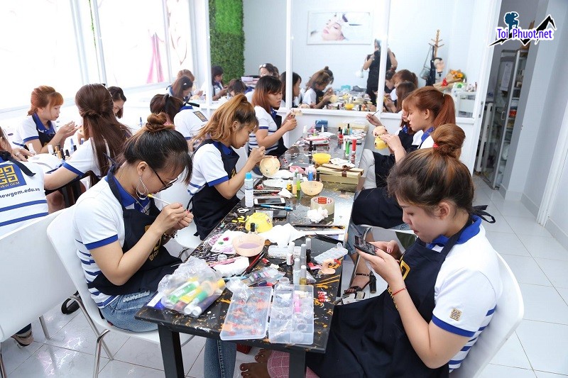 Top 7 Trung tâm dạy học nail uy tín và chuyên nghiệp nhất Hưng Yên trình độ cao (1)