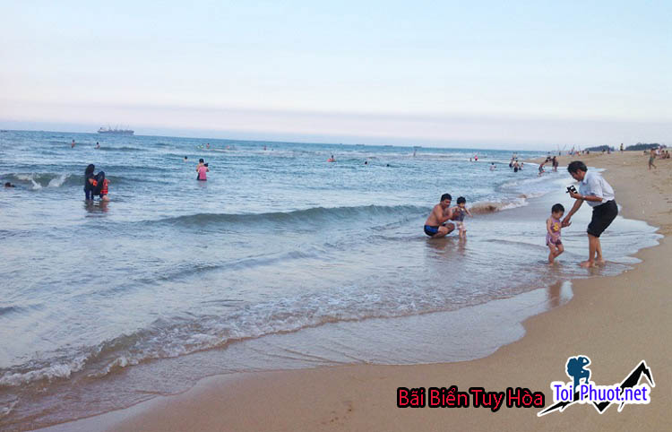 Tham quan nét xinh đẹp dịu dàng, quyến rũ của Bãi Biển Tuy Hòa - Phú Yên tuyệt đẹp