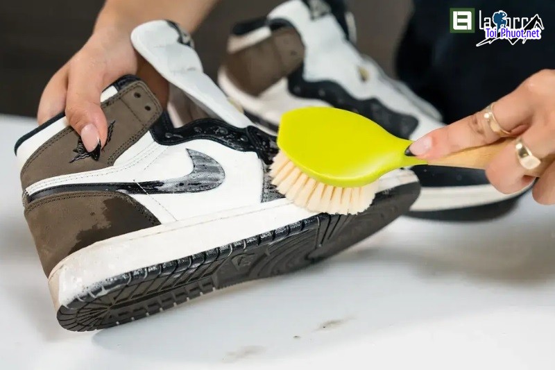 Top 10 Dịch vụ vệ sinh giày nổi tiếng Quảng Trị nhiệt tình, tận tâm (1)