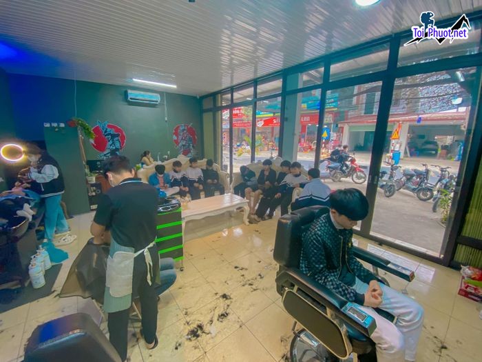Top 10 Tiệm cắt tóc nam đẹp nhất tại Bắc Ninh đẳng cấp và tiện lợi nhất (5)