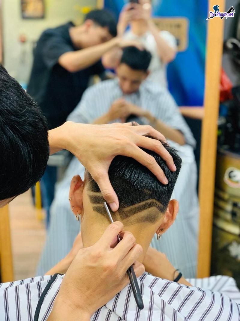 Top 10 Tiệm cắt tóc nam đẹp nhất tại Hà Nội nhiều kiểu đẹp (3)