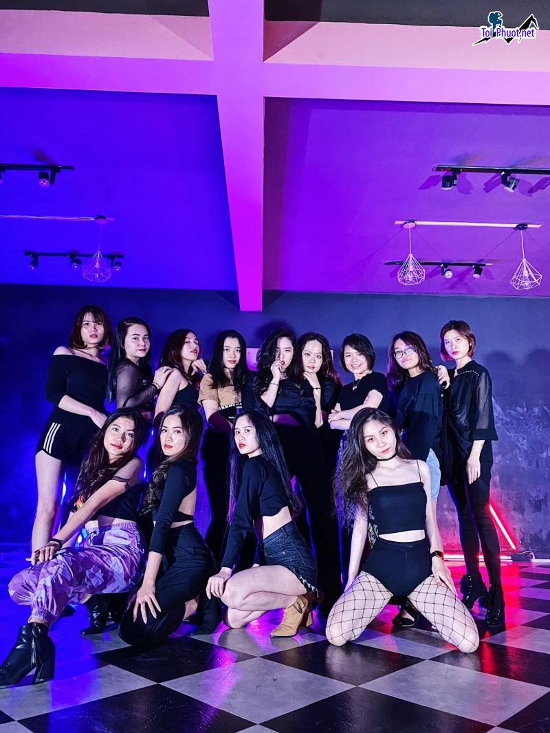 Top 12 Trung tâm dạy nhảy hiện đại tốt nhất ở Hồ Chí Minh dịch vụ đào tạo chất lượng tốt nhất (5)