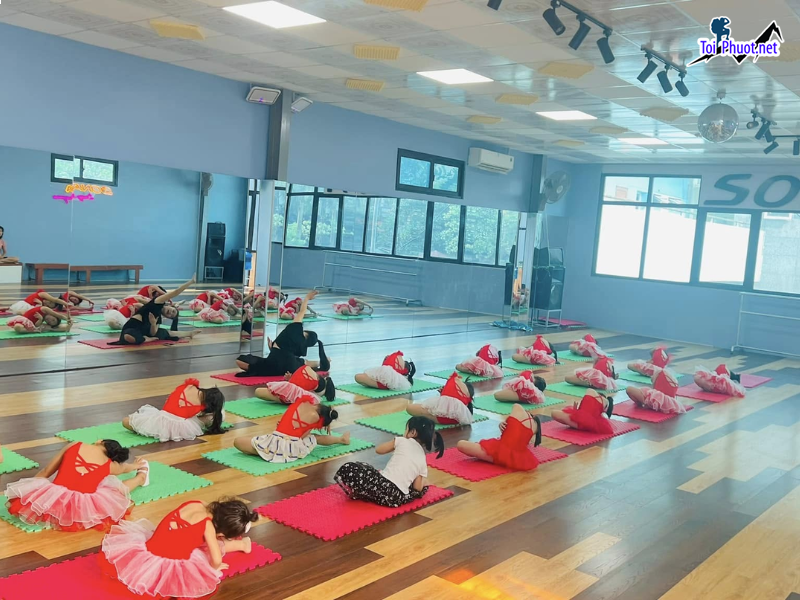 Top 5 Trung tâm dạy nhảy hiện đại tốt nhất ở Thanh Hóa nổi tiếng và đáng tin cậy nhất (2)