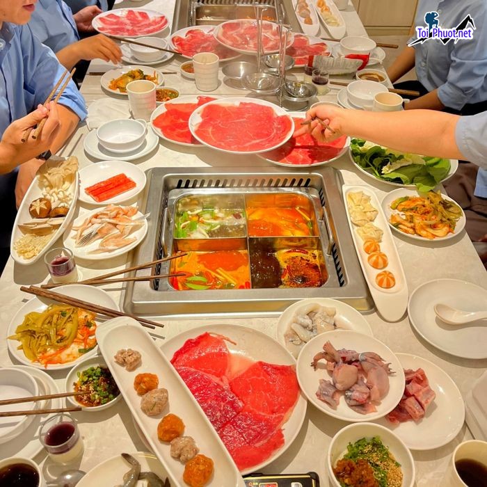 Top 7 Địa chỉ buffet ngon giá rẻ, hút khách nhất Thừa Thiên – Huế nhiều ưu đãi (4)