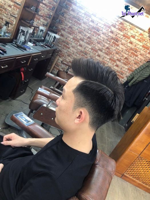 Top 9 Tiệm cắt tóc nam đẹp nhất tại Thanh Hóa giúp bạn có kiểu tóc đẹp (5)