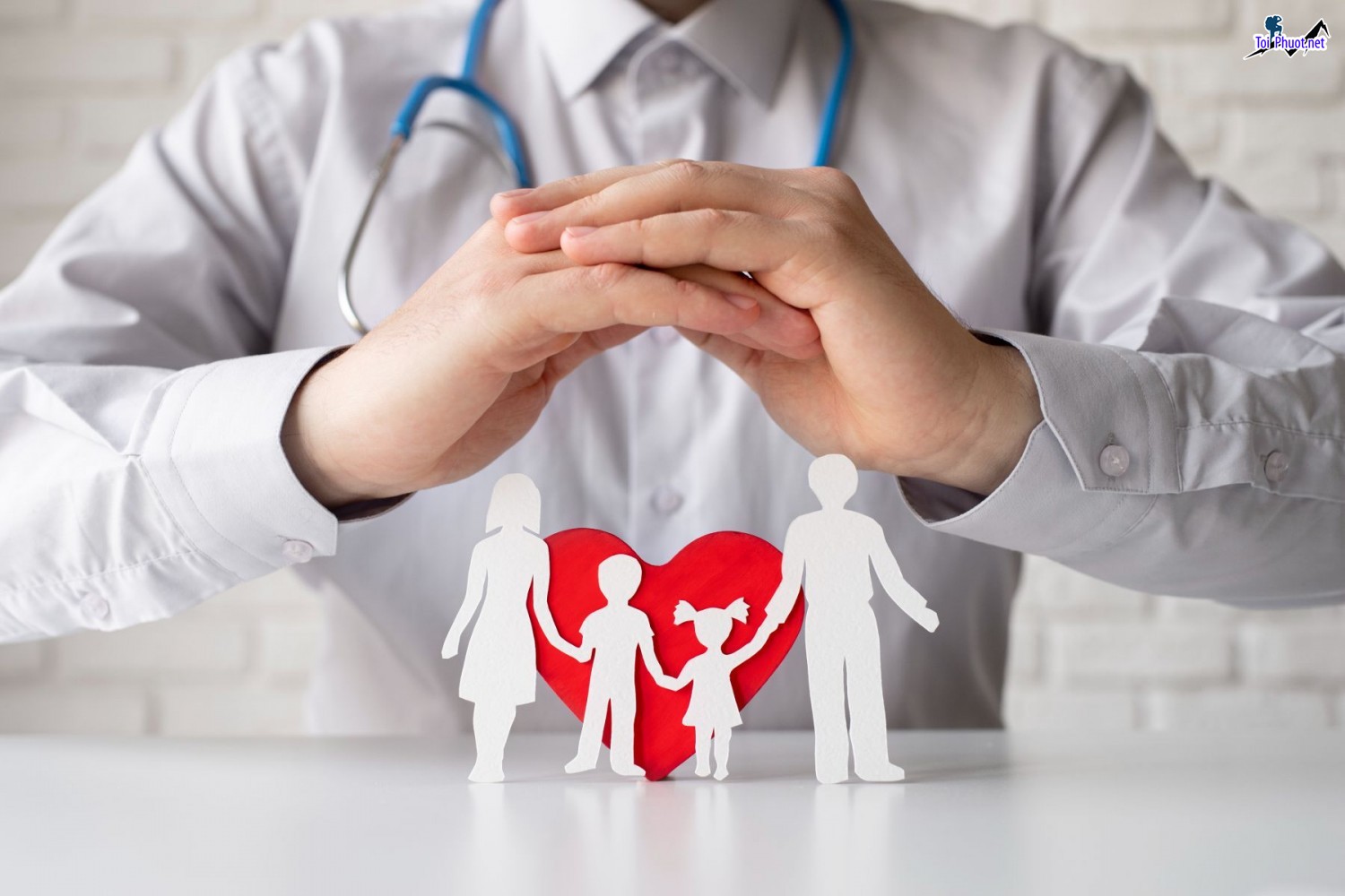 Distinguishing Health Insurance from Life Insurance Very good in the US (1)