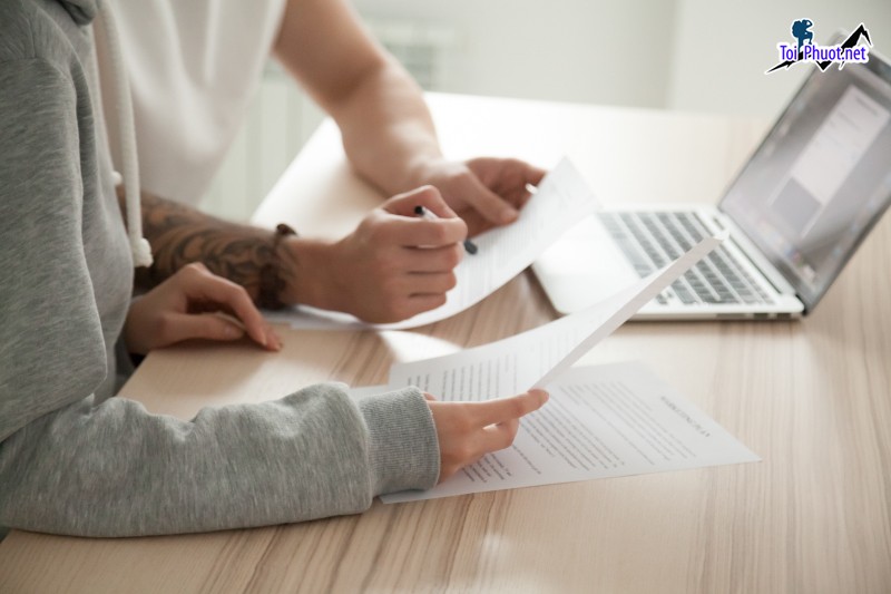 Reference Can I withdraw insurance money early in the US (1)