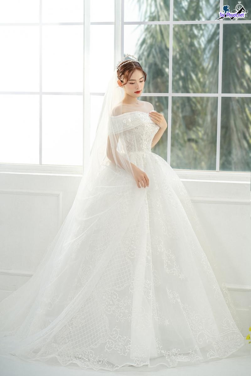 Top 10 Địa chỉ may và cho thuê váy cưới đẹp nhất Lâm Đồng giúp cô dâu trọn vẹn ngày cưới (5)
