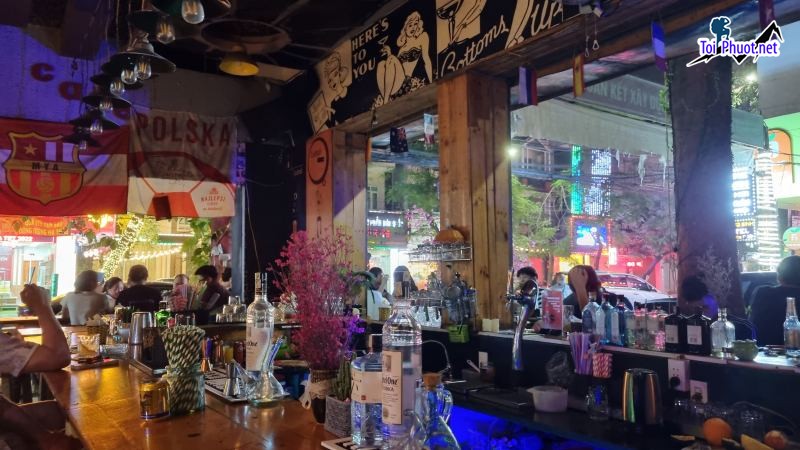 Top 10 Quán bar nổi tiếng nhất Sài Gòn Hồ Chí Minh dành cho đám đông năng động