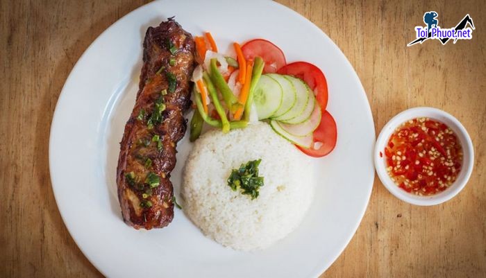 Top 10 Quán cơm ngon nhất Biên Hòa Đồng Nai đặc biệt ngon và nổi tiếng (4)