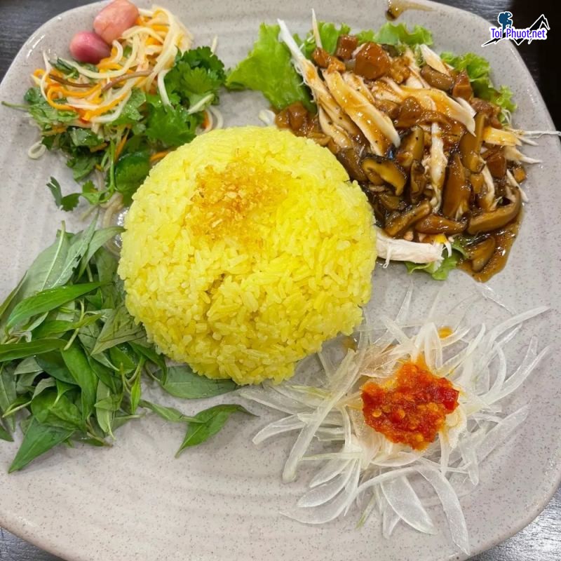 Top 10 Quán cơm ngon nhất Pleiku Gia Lai mang đến sự hài lòng tối đa cho khách hàng (2)